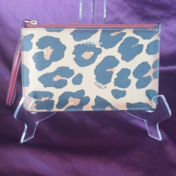 Coach Leopard Print Wristlet - Picture 1 of 8